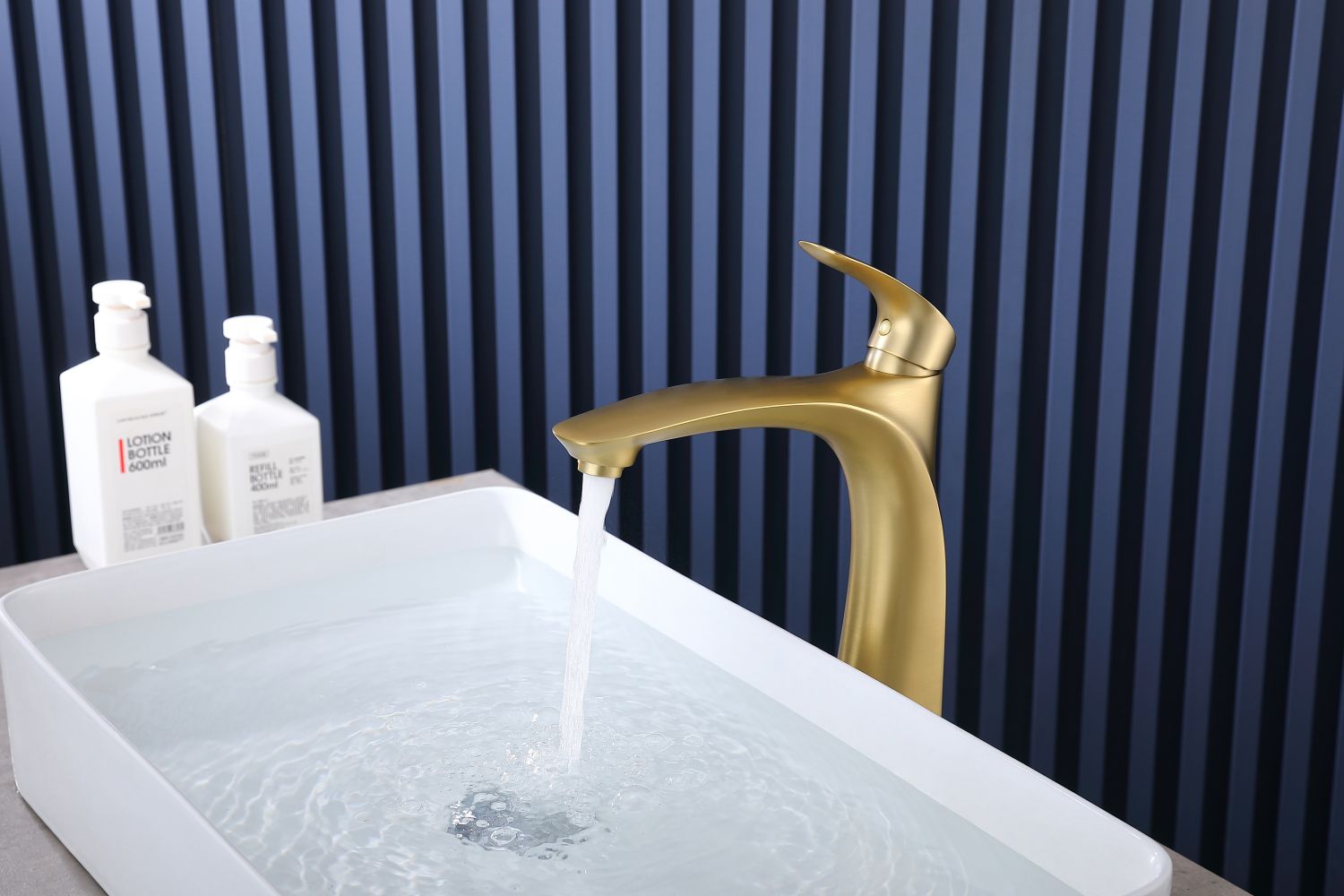 Splash-proof Bathtub Fittings