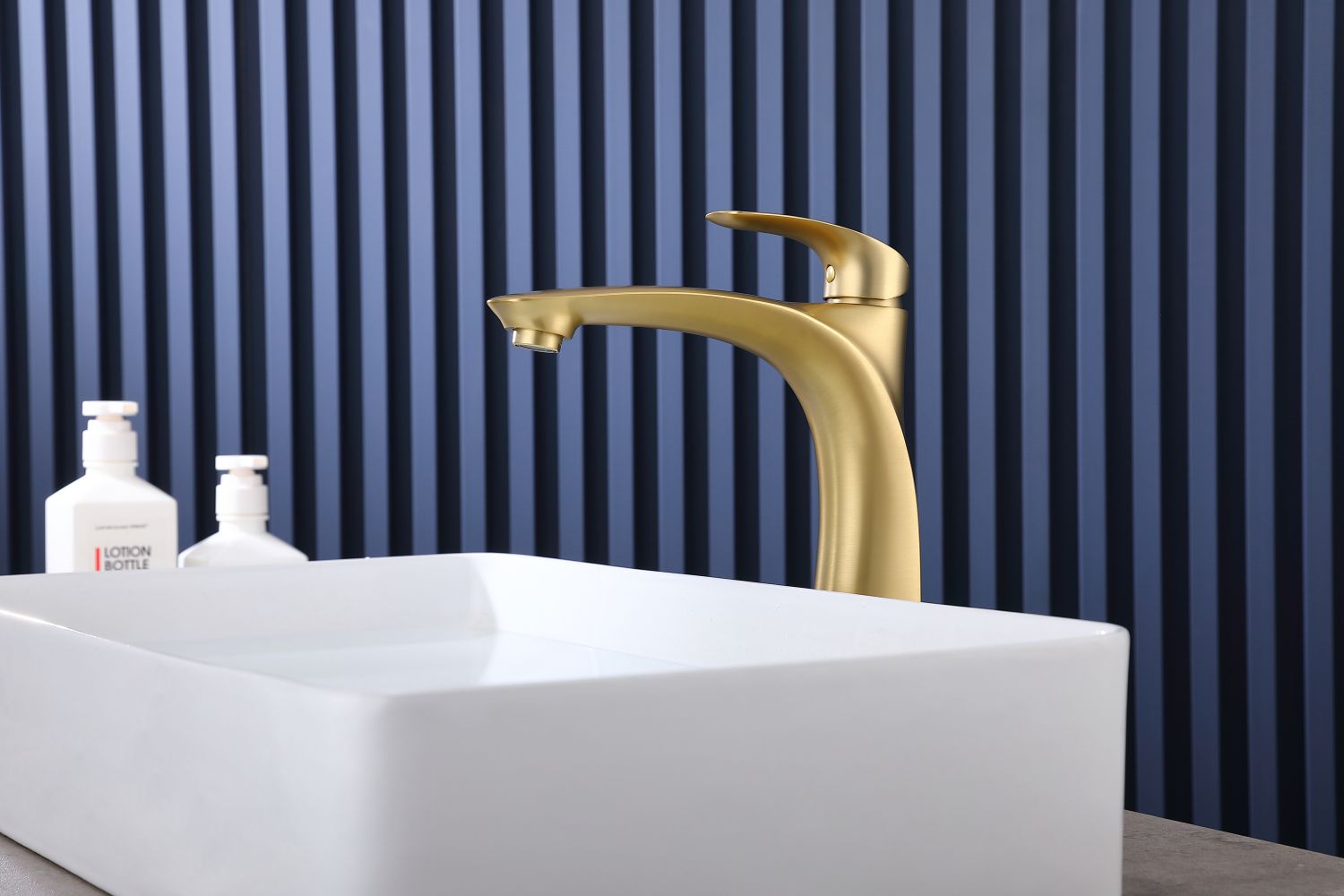 Splash-proof Bathtub Fittings