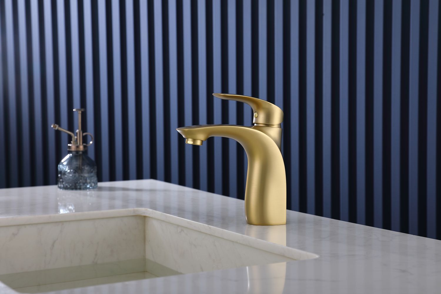 Solid Brass Gold Finish Bathroom Faucet 