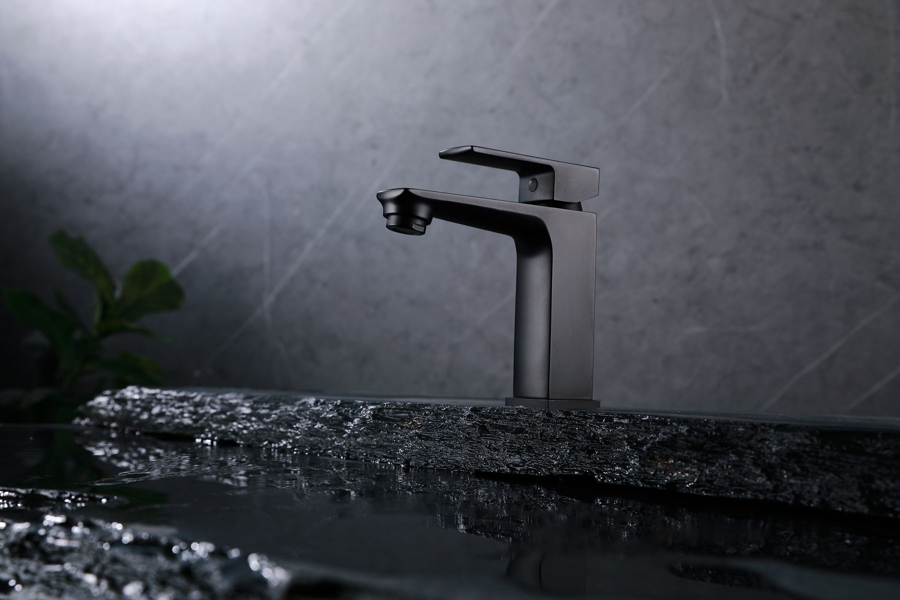 New Modern Black Bathroom Fitting