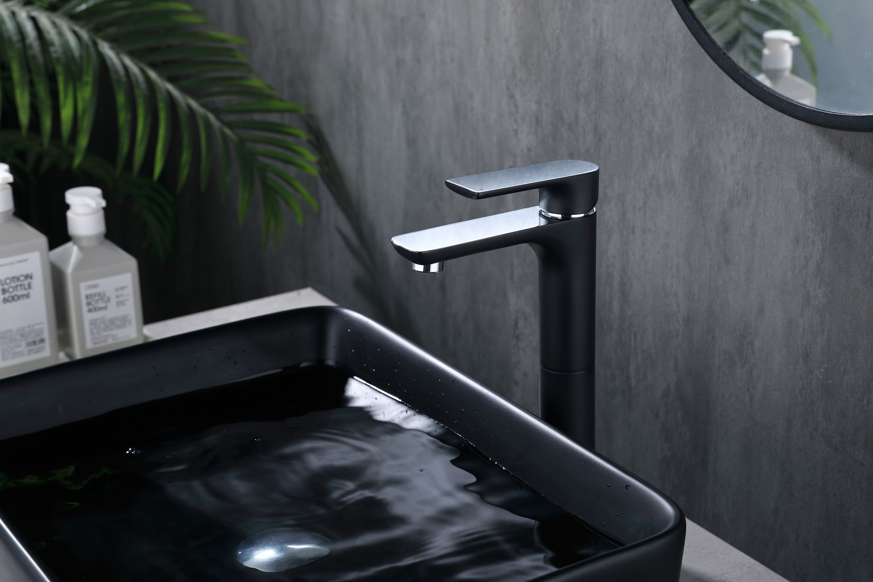 Two Color Single Hole Bathroom Faucets