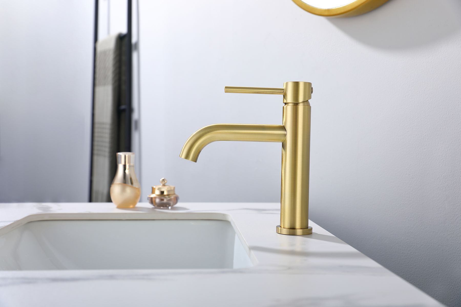 Solid Brass Gold Finish Bathroom Faucets