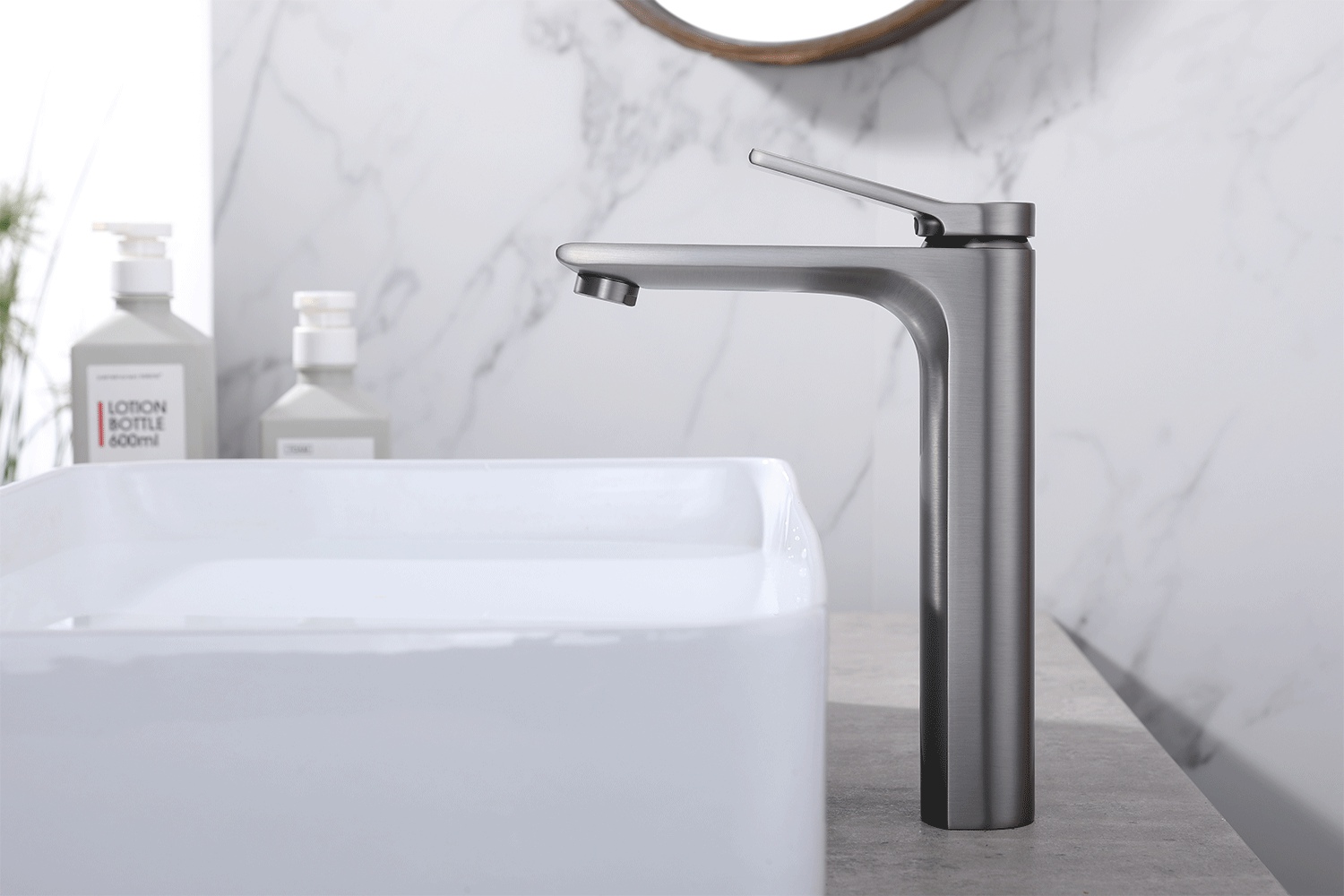 Gun-grey Single Hole Bathroom Faucet 