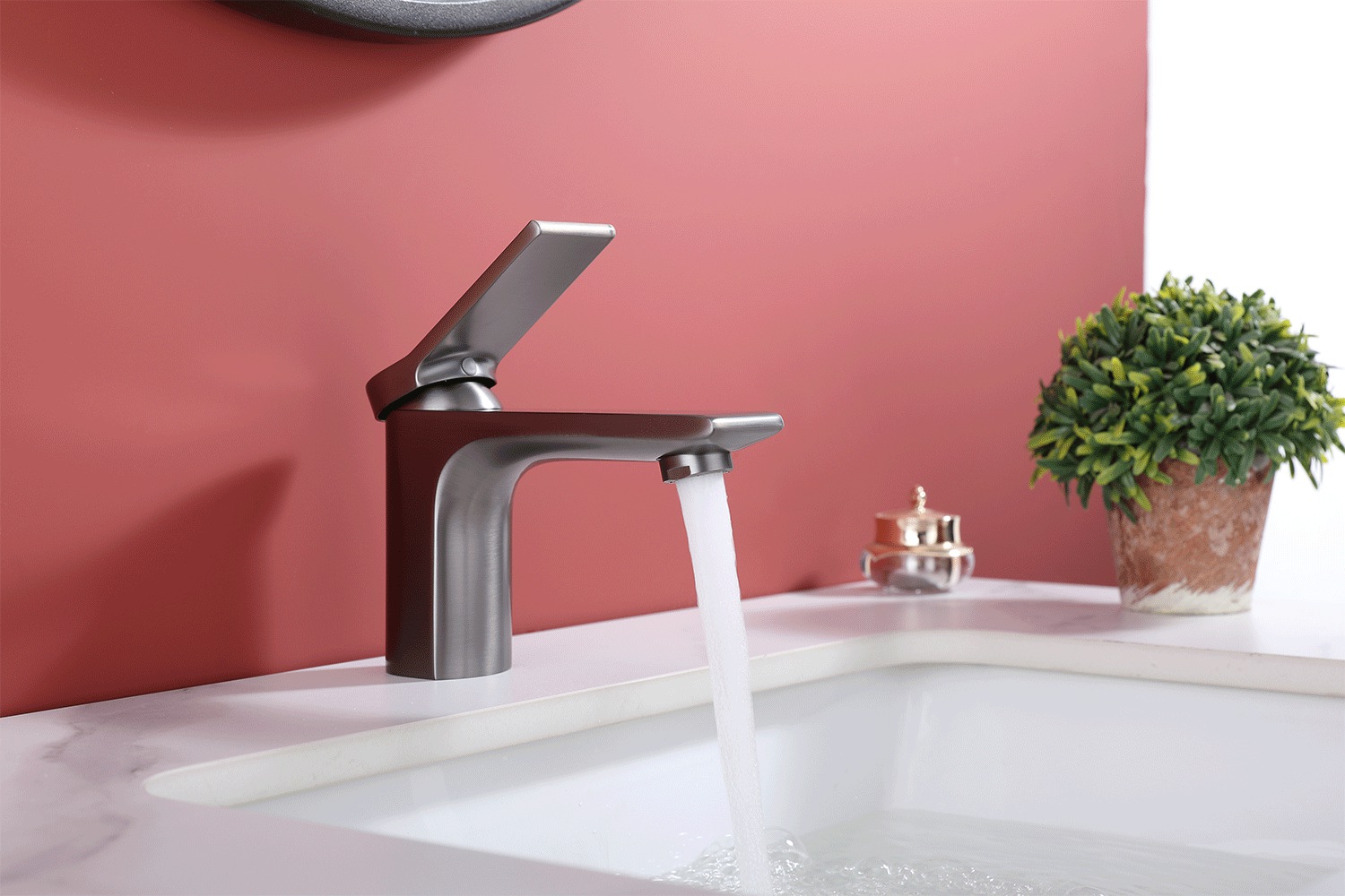 Single Handle Sink Faucets