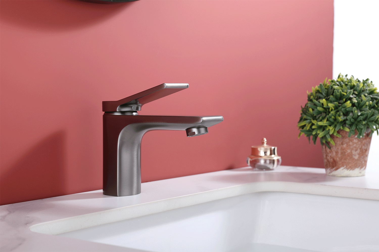 Single Handle Sink Faucets