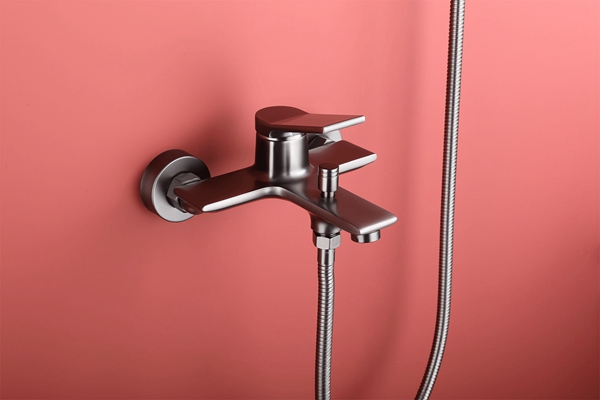 Tub Faucet with Hand Shower