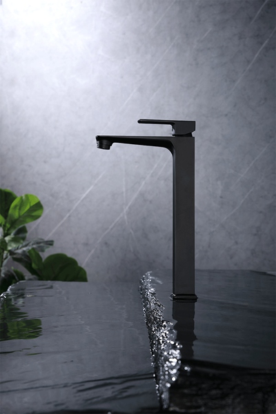 Black Tall Basin Tap