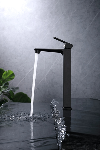 Black Tall Basin Tap